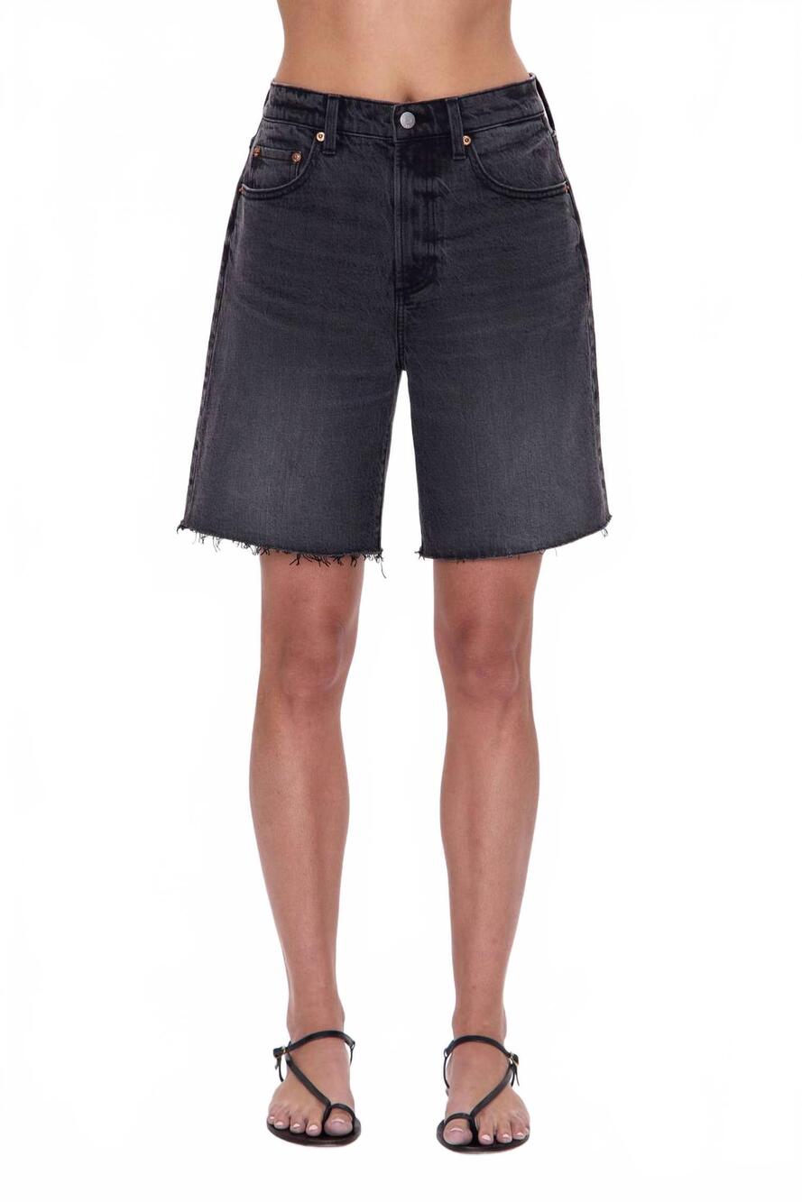 NEW PISTOLA kaylee cut off short in after hours